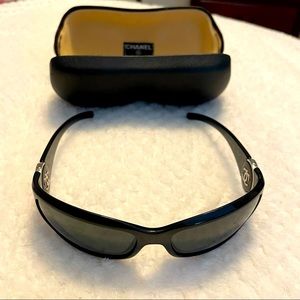 Chanel black sunglasses